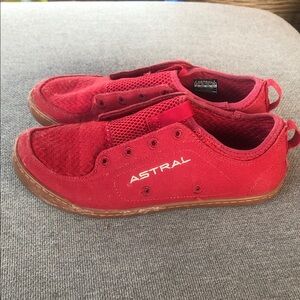 Astral barefoot grounding sneakers